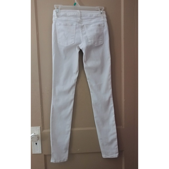 NWOT Bebe jeans white - Picture 3 of 6